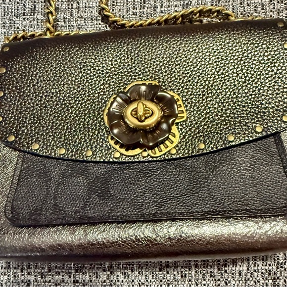 Coach Parker 18 Signature Rivets Charcoal Mettalic Graphite - Picture 1 of 13